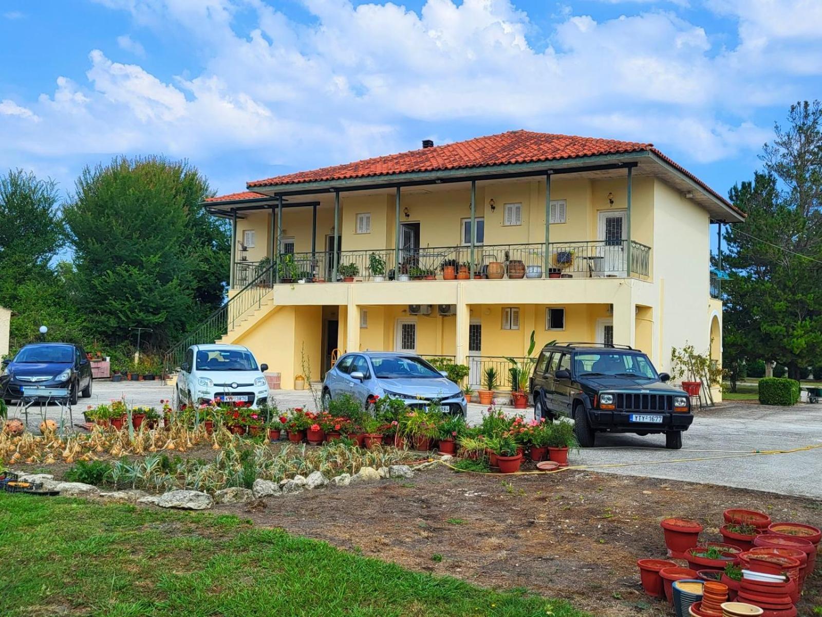 Kivotos Villa Studios Roda  Exterior foto